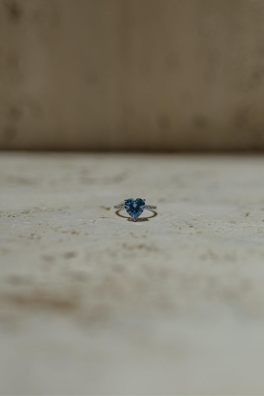 Anel Coração Aquamarine Ródio Branco