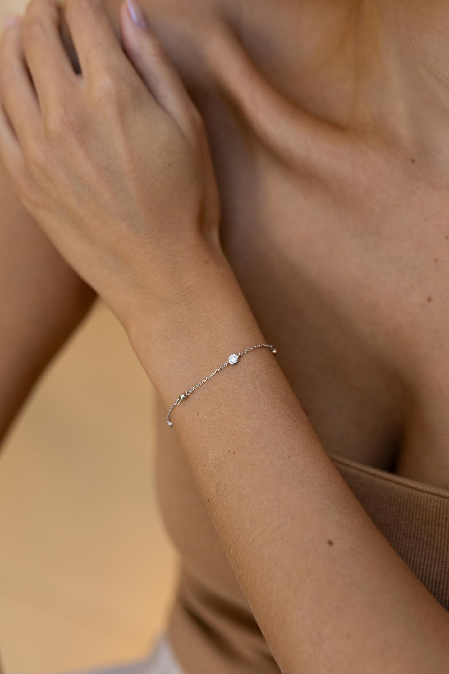 Pulseira Confetes e Bolinhas Ródio Branco