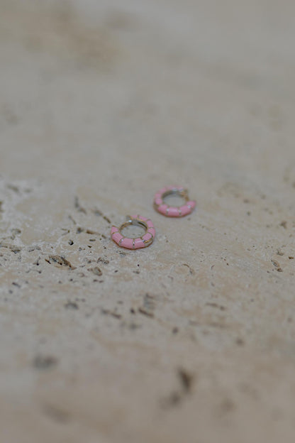 Brinco Argola Esmaltada Rosa Ródio Branco