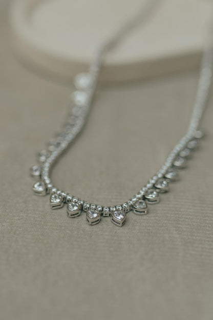 Colar Choker Riviera Corações Ródio Branco