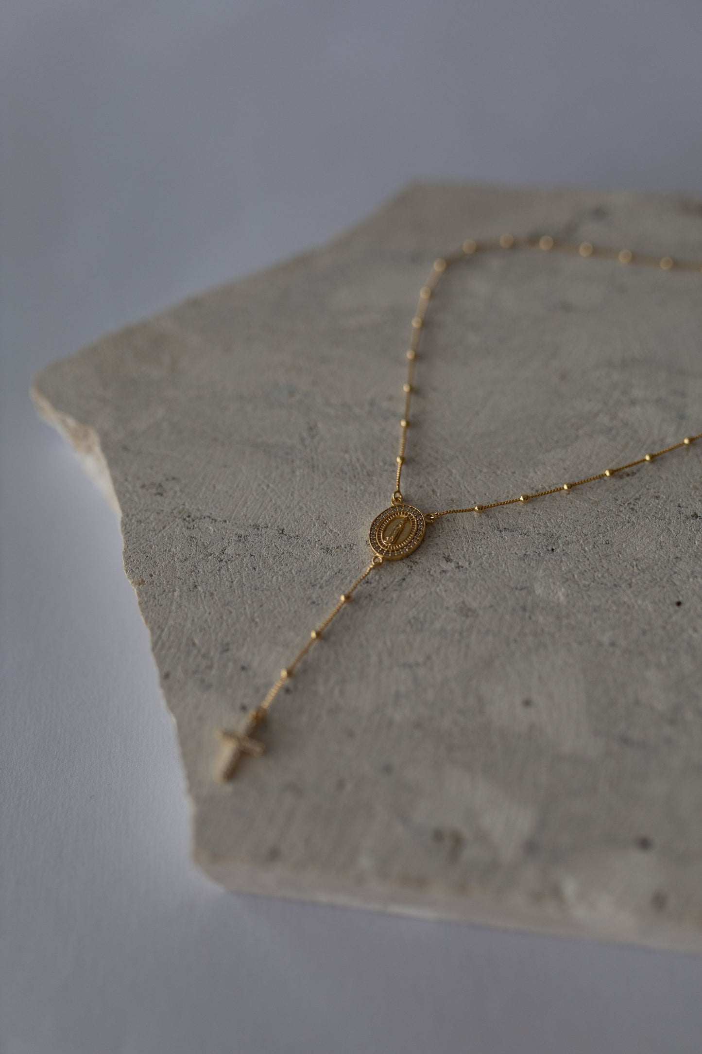 Colar Terço Nossa Senhora de Fátima Dourado