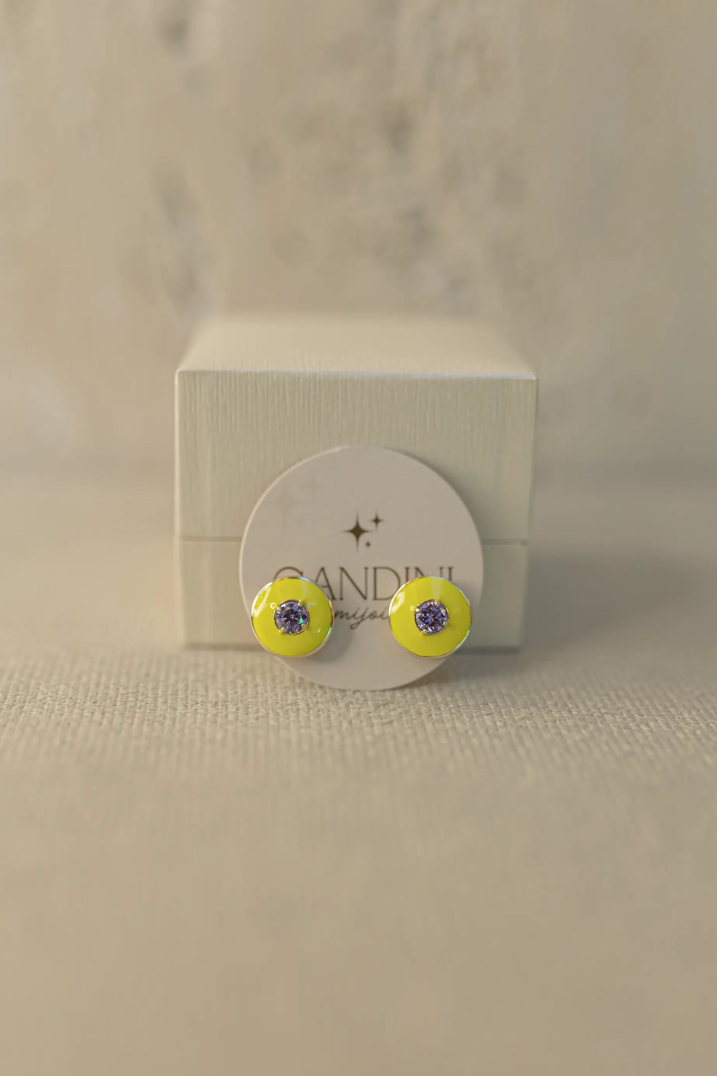 Brinco Rainbow Esmaltado Dourado