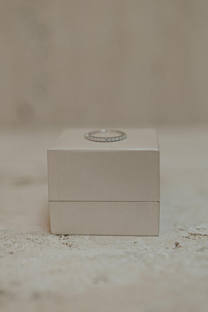 Anel Meia Aliança Ponto de Luz 2mm Moissanite Prata 925 Ródio Branco