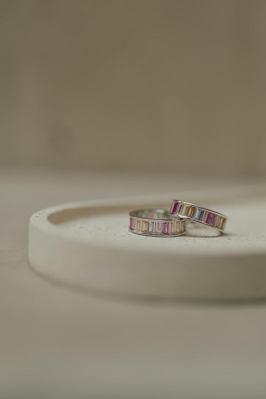 Brinco Argola Baguete Rainbow Ródio Branco