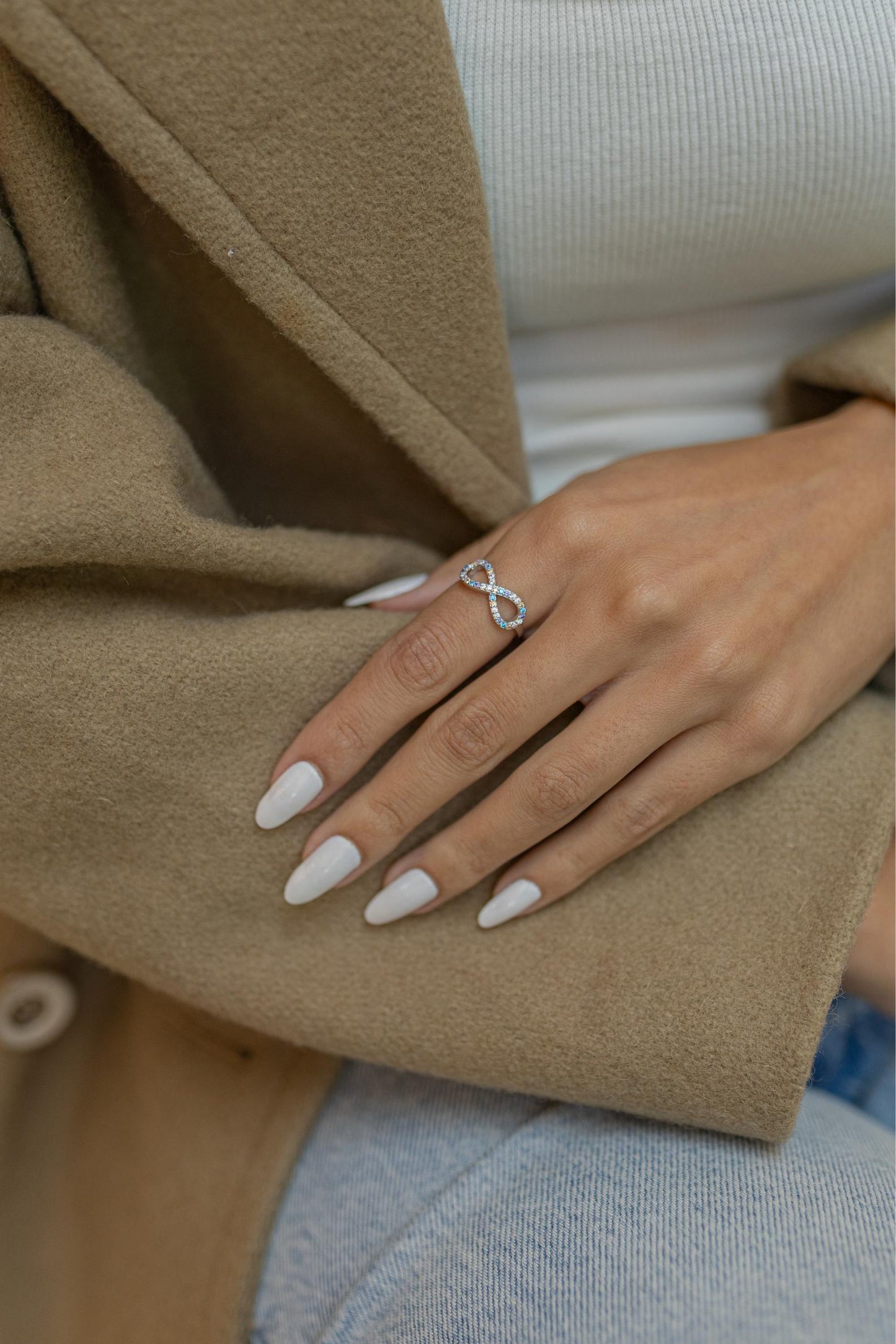 Anel Infinito Rainbow Prata 925 Ródio Branco