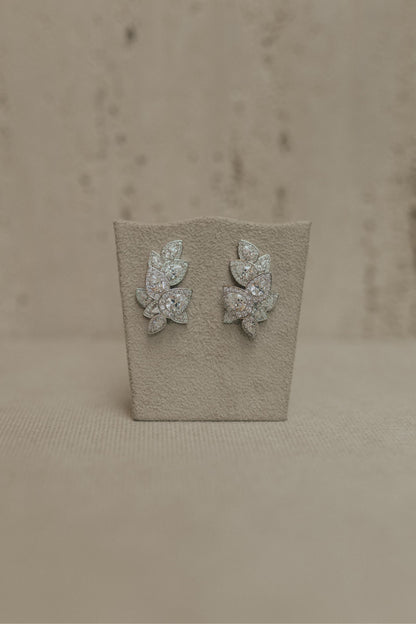 Brinco Gotas Cravejadas Princesa Ródio Branco
