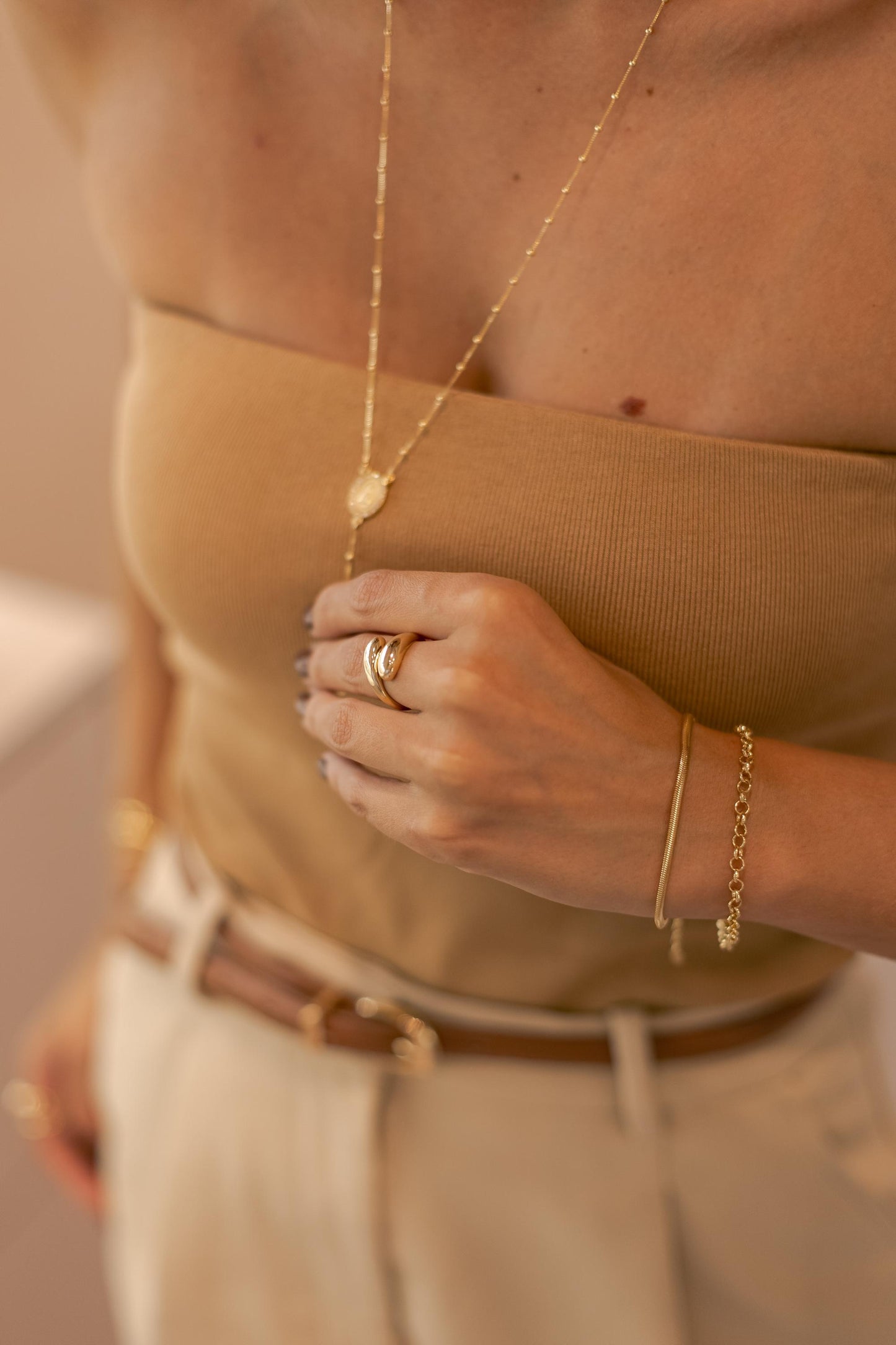 Colar Terço Nossa Senhora de Fátima Dourado