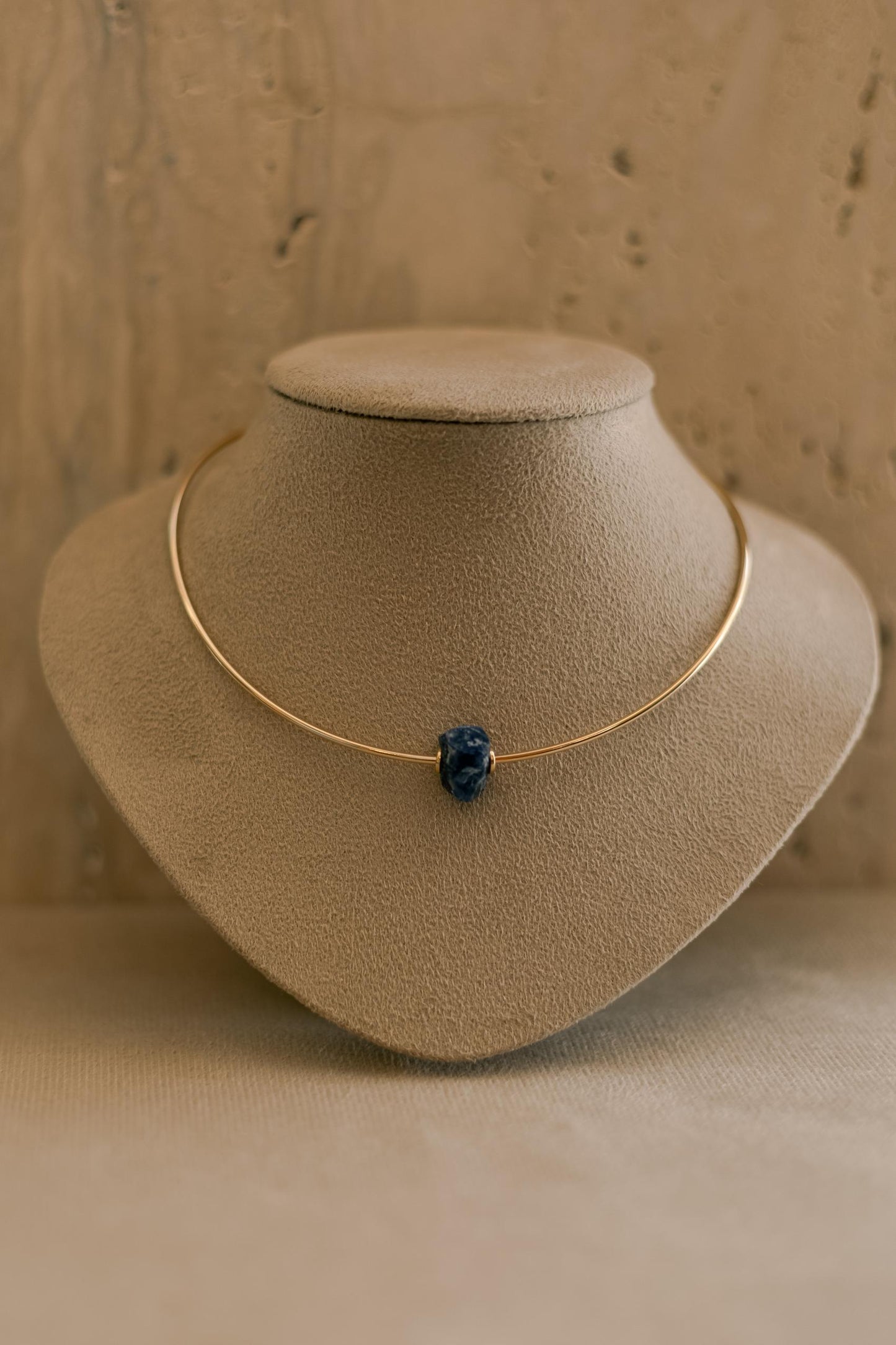 Choker Aro Pedras Naturais