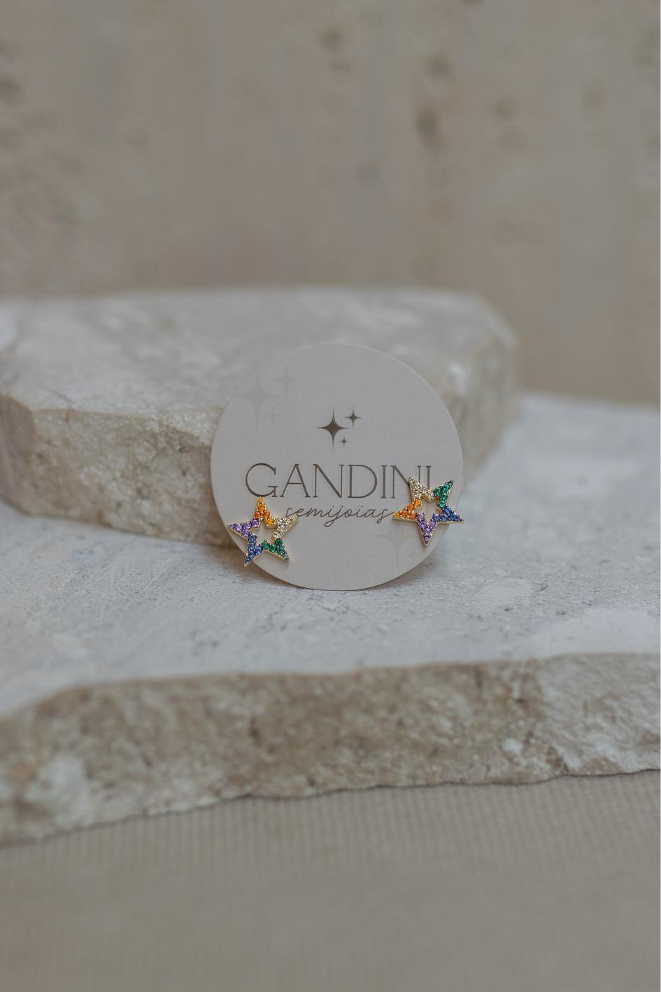 Brinco Estrela Rainbow Dourado