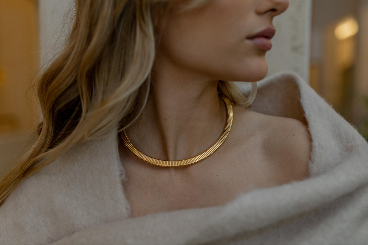 Choker Snake Flat Slim Dourado