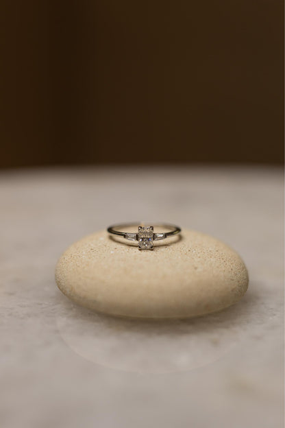 Anel Solitário Retangular Glam Moissanite Prata 925 Ródio Branco