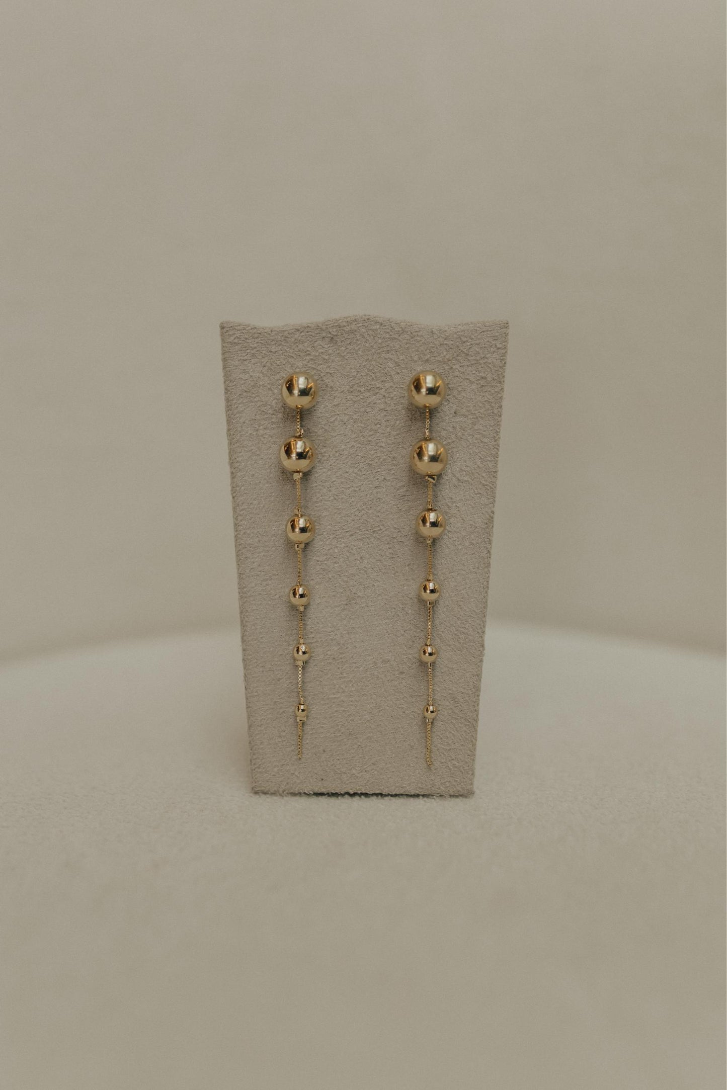 Brinco de Bolas em Cascata 2 em 1 Dourado