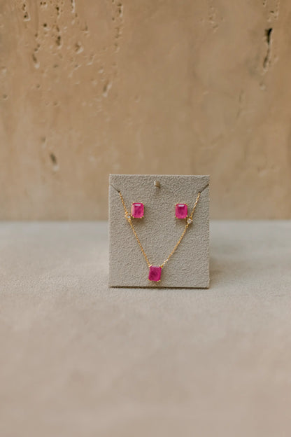 Brinco Solitário Retangular Pink Dourado