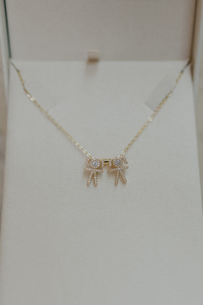 Colar Filhos Cravejados Dourado