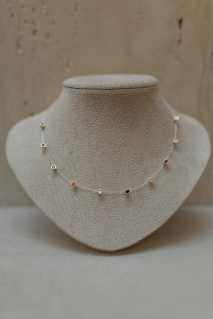 Colar Fio de Nylon Pontos de Luz Rainbow Dourado