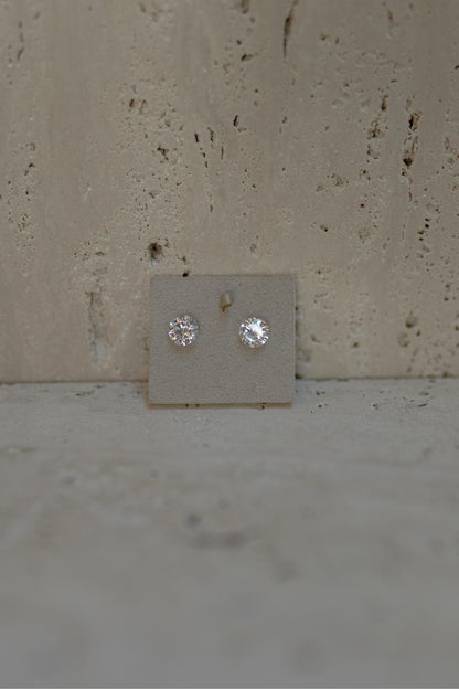 Brinco 8mm Ponto de Luz Prata 925