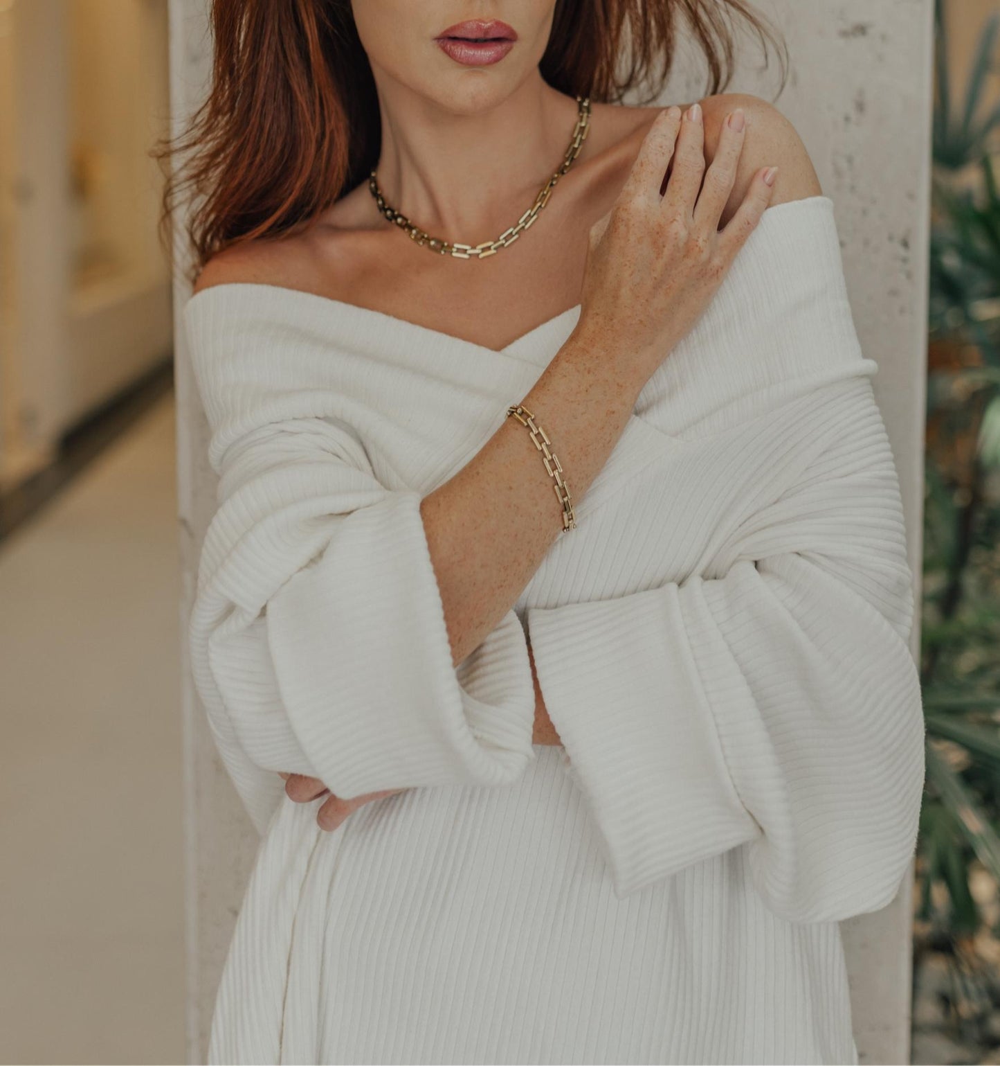 Colar Choker de Elos Dourado