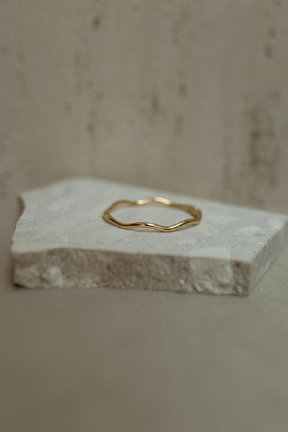 Bracelete Ondas Liso Dourado