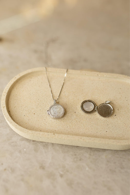 Colar Relicário São Bento Moissanite Prata 925 Ródio Branco