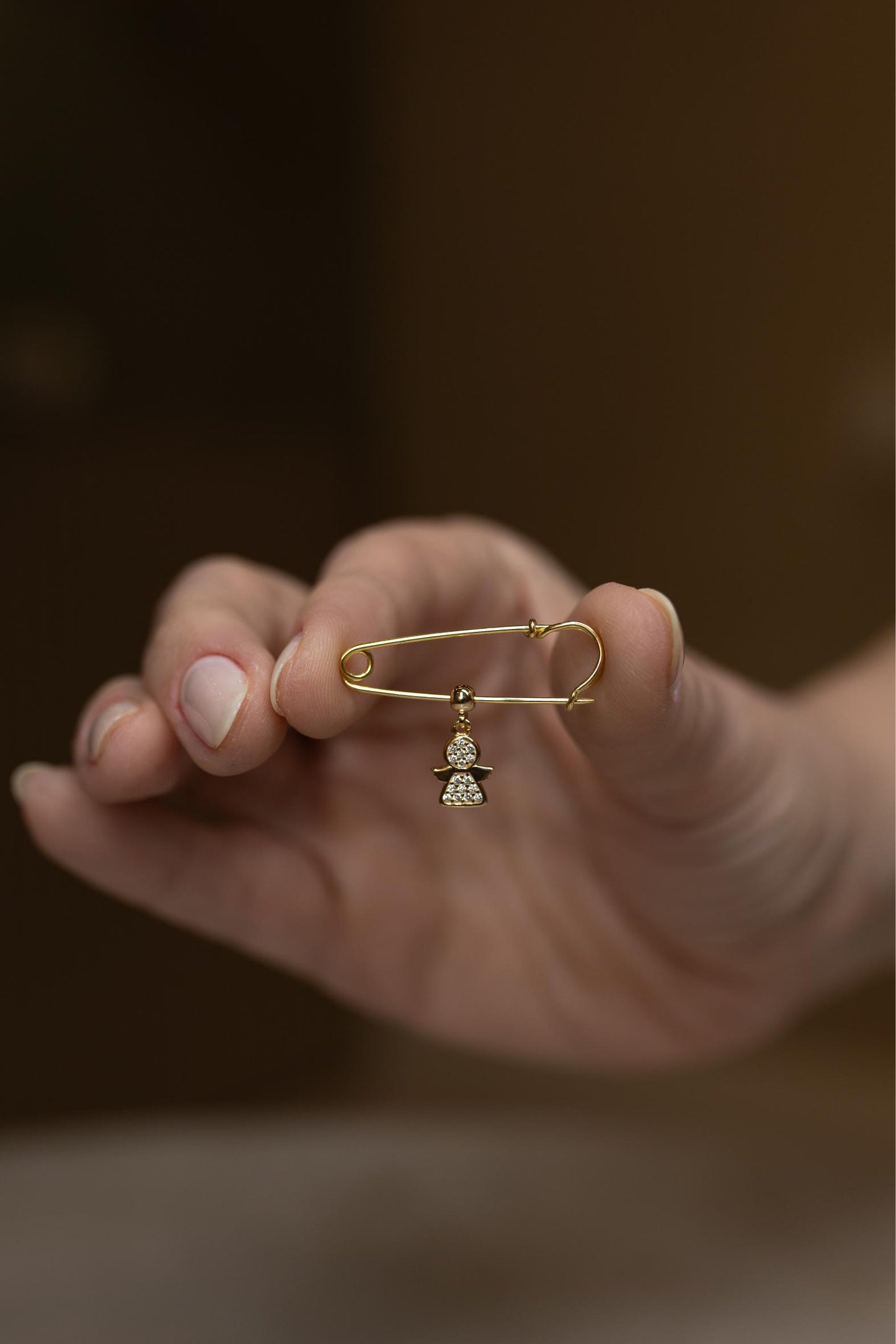 Alfinete Prata 925 Anjo Cravejado Banho de Ouro 18k