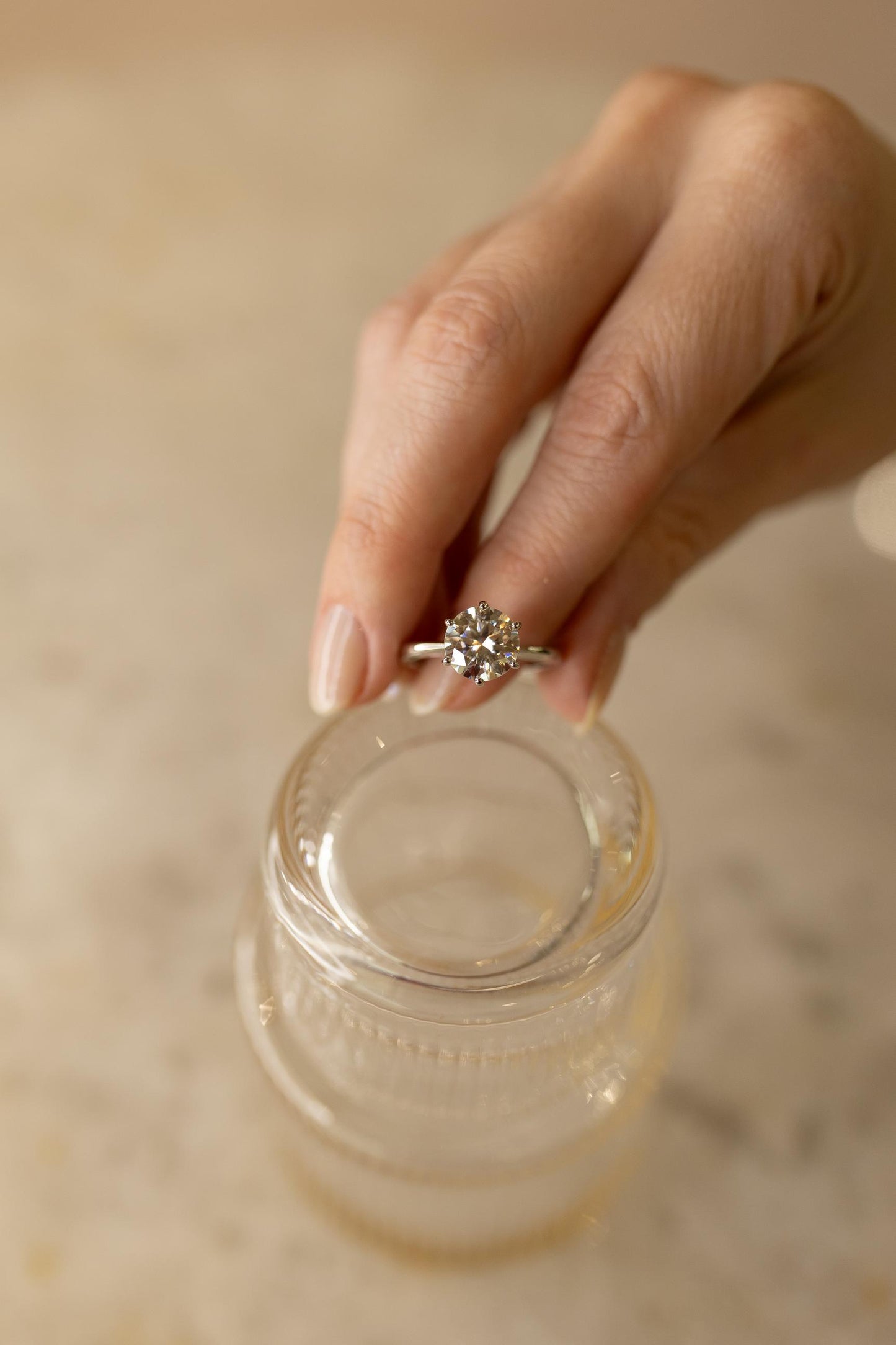 Anel Solitário Glam 9.5mm Moissanite Prata 925 Ródio Branco