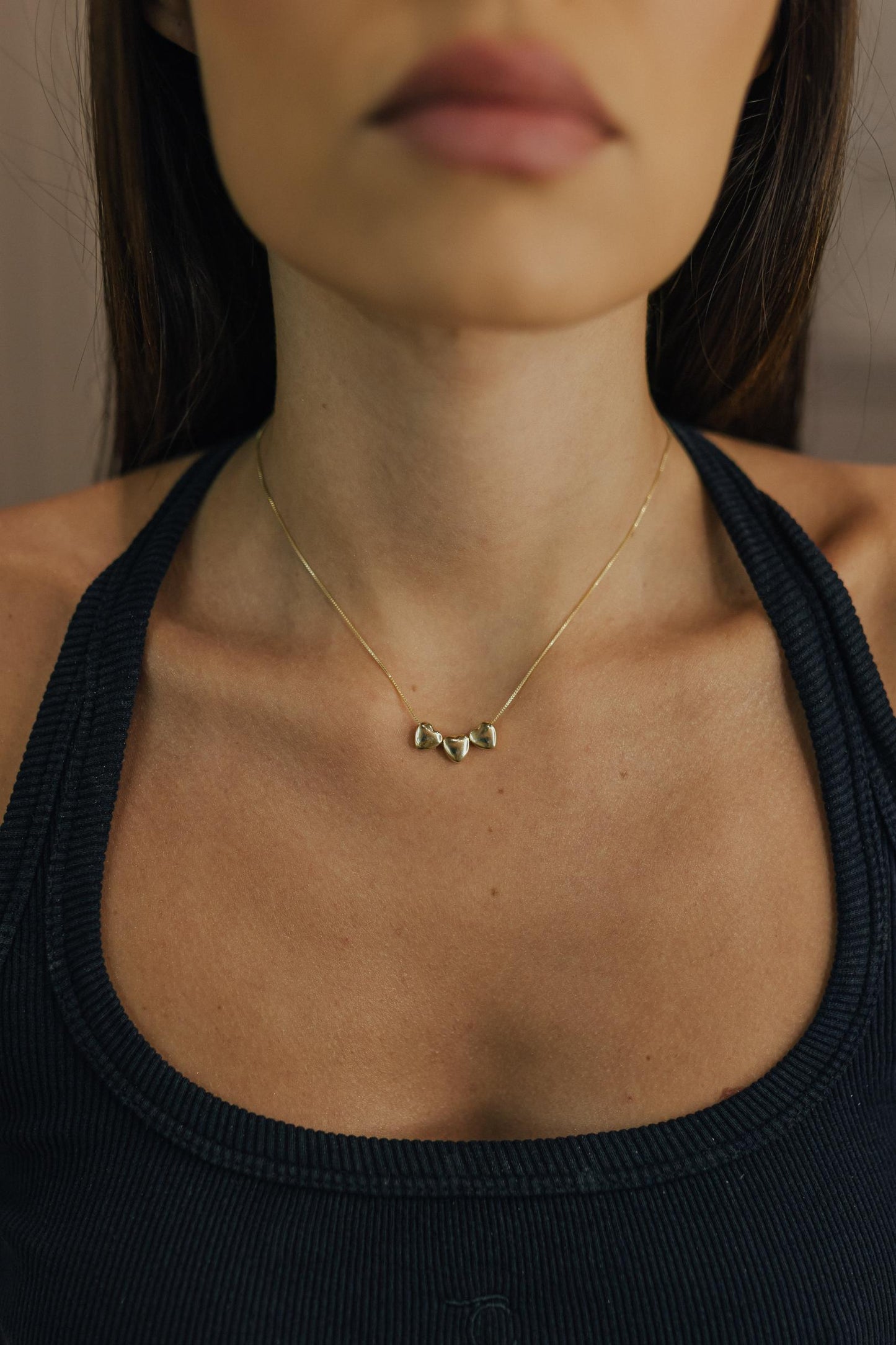 Colar 3 Corações Liso Dourado