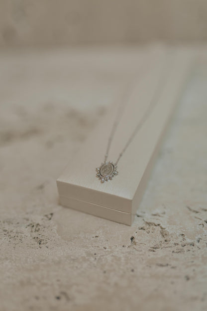 Colar Nossa Senhora das Graças Zircônia Cristal Prata 925 Ródio Branco