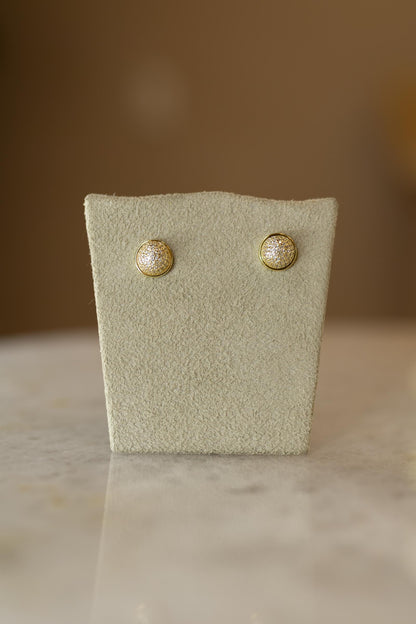 Brinco Meia Esfera Cravejada Luxo Dourado