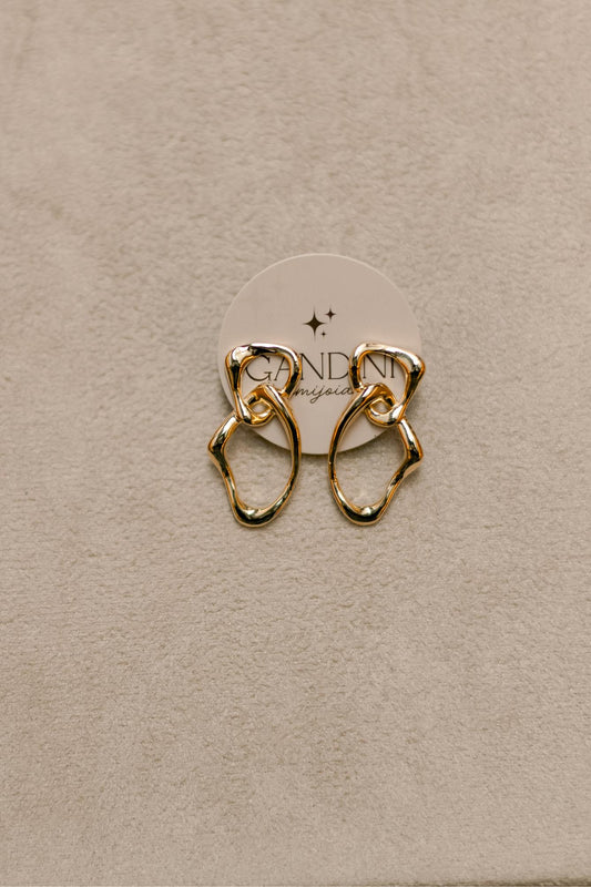 Brinco Orgânico Dourado
