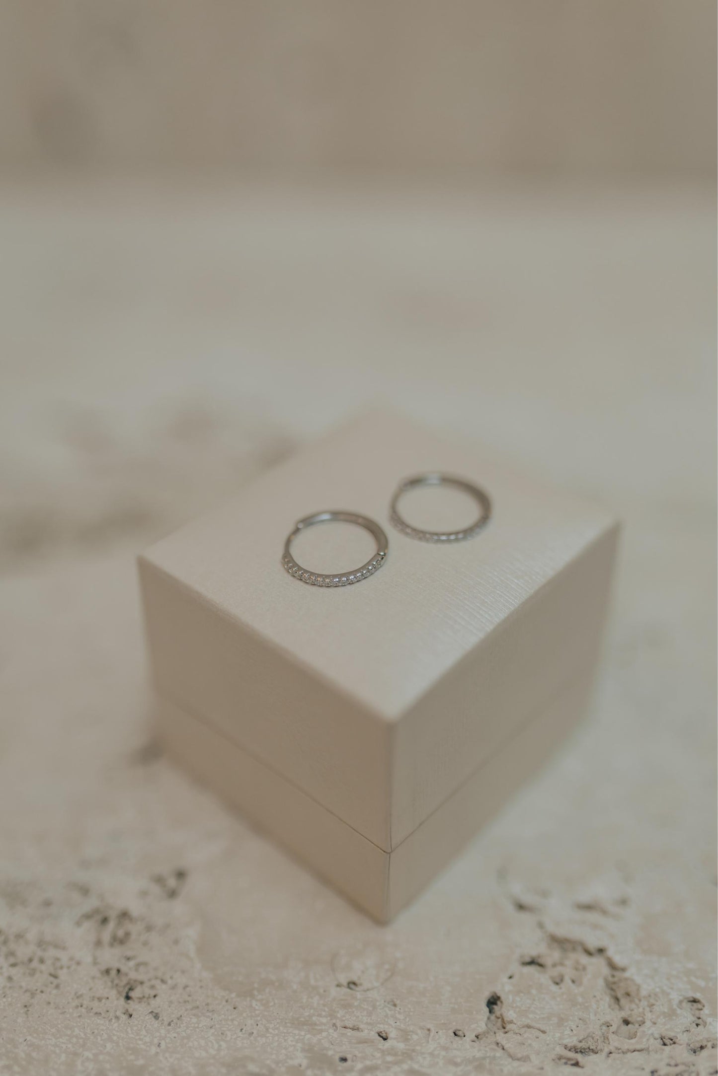 Brinco Argola Prata 925 Cravejada Ródio Branco