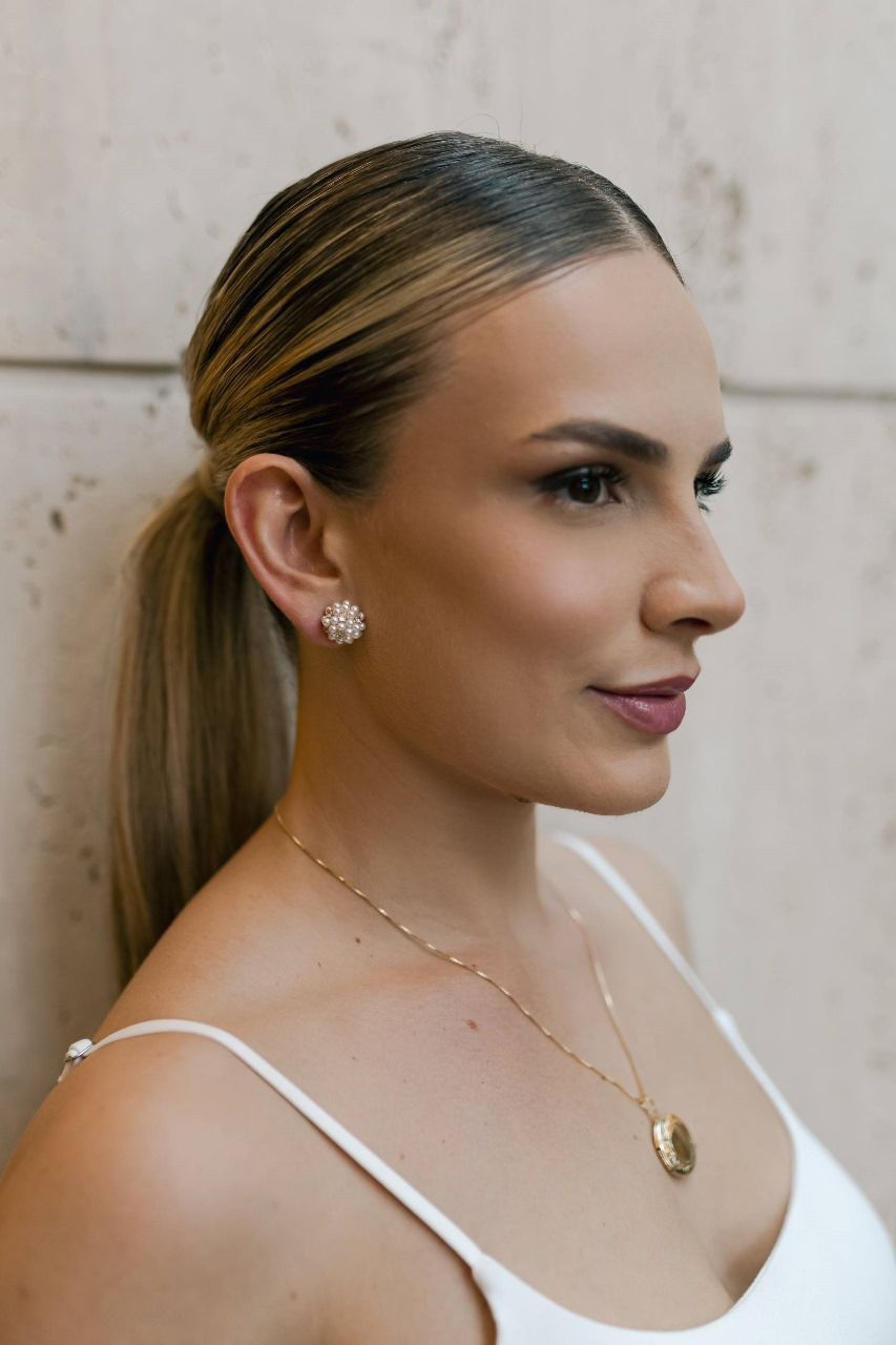 Colar Relicário Personalizado com 2 Fotos | Borda Trabalhada Banho Ouro 18k