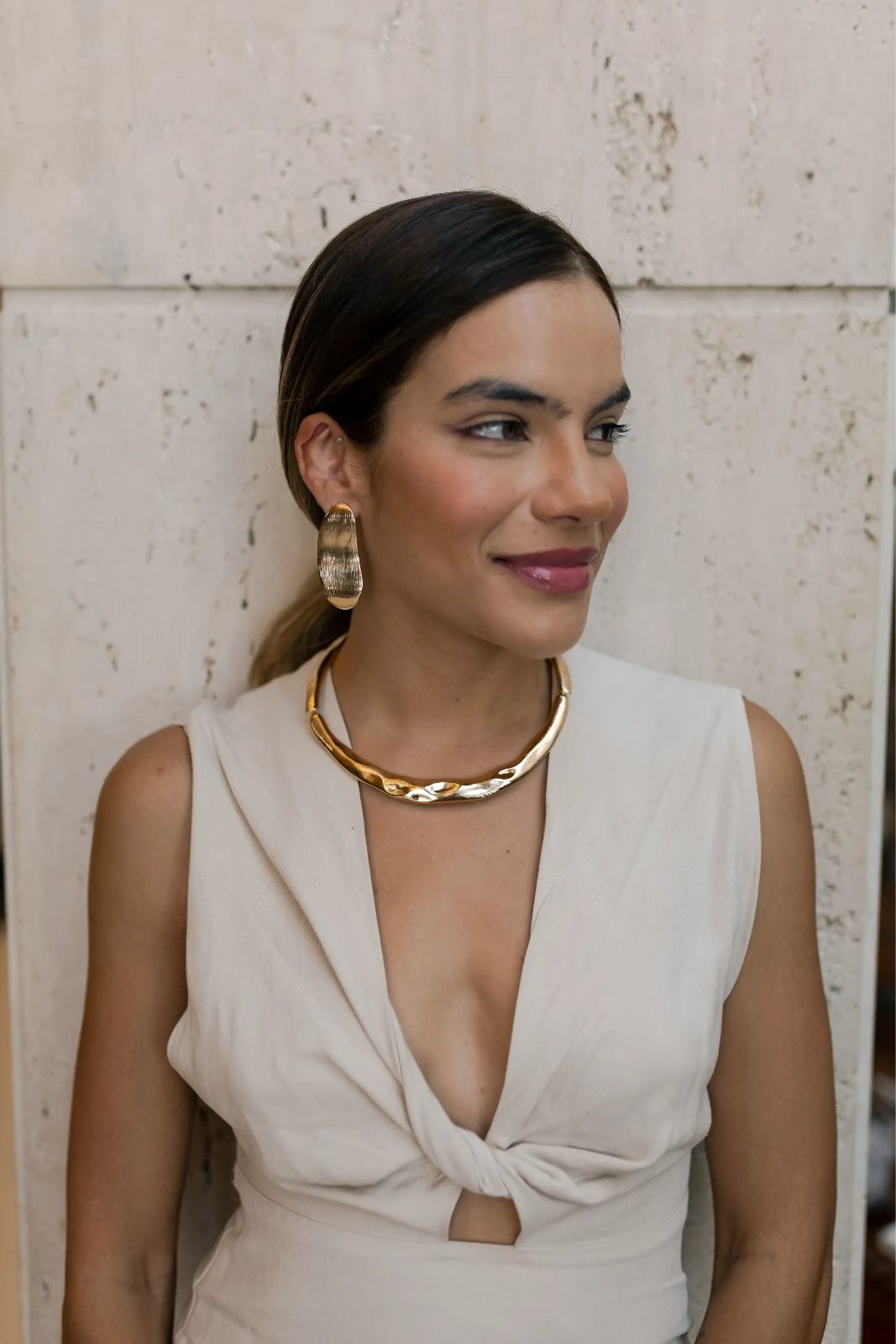 Brinco Prancha Escovado Dourado