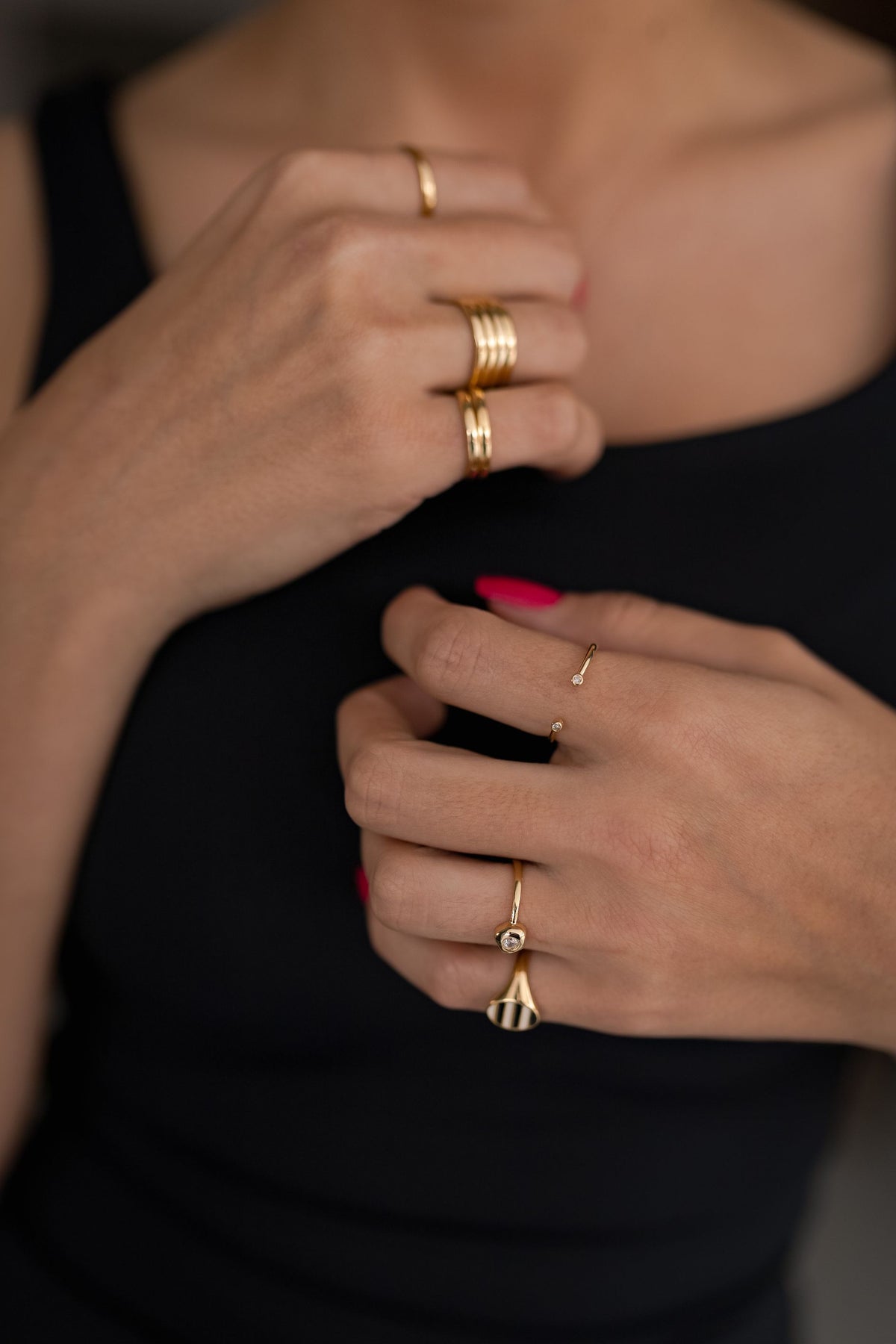 Anel Aliança Liso Minimalista Dourado