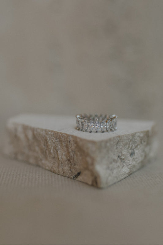 Anel Navete Prata 925 Ródio Branco