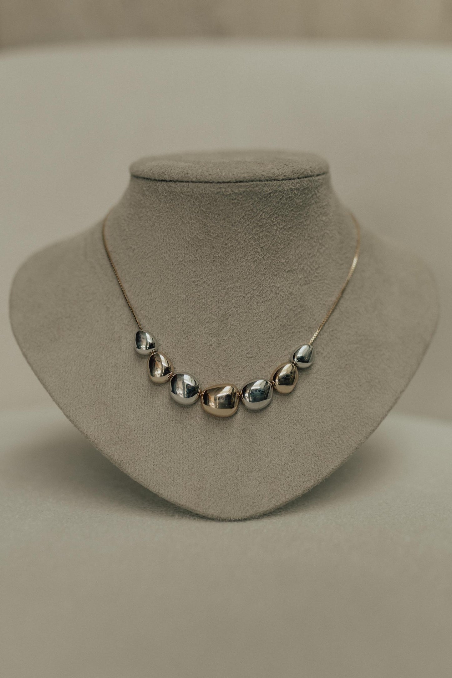 Colar Gravata Bold Mix de Banhos