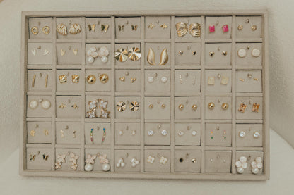 Brinco Ear Cuff Camélia Mix de Banhos