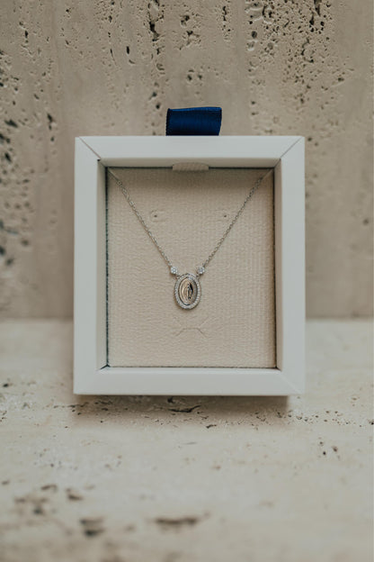 Colar Nossa Senhora das Graças Flores Prata 925 Ródio Branco