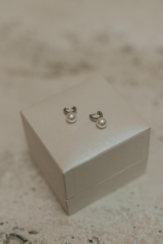 Brinco Argola Petit Pérola Shell Prata 925 Ródio Branco