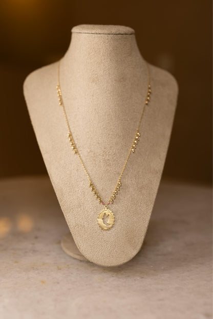 Colar Medalha Vazada Divino Espirito Santo Rosa Dourado