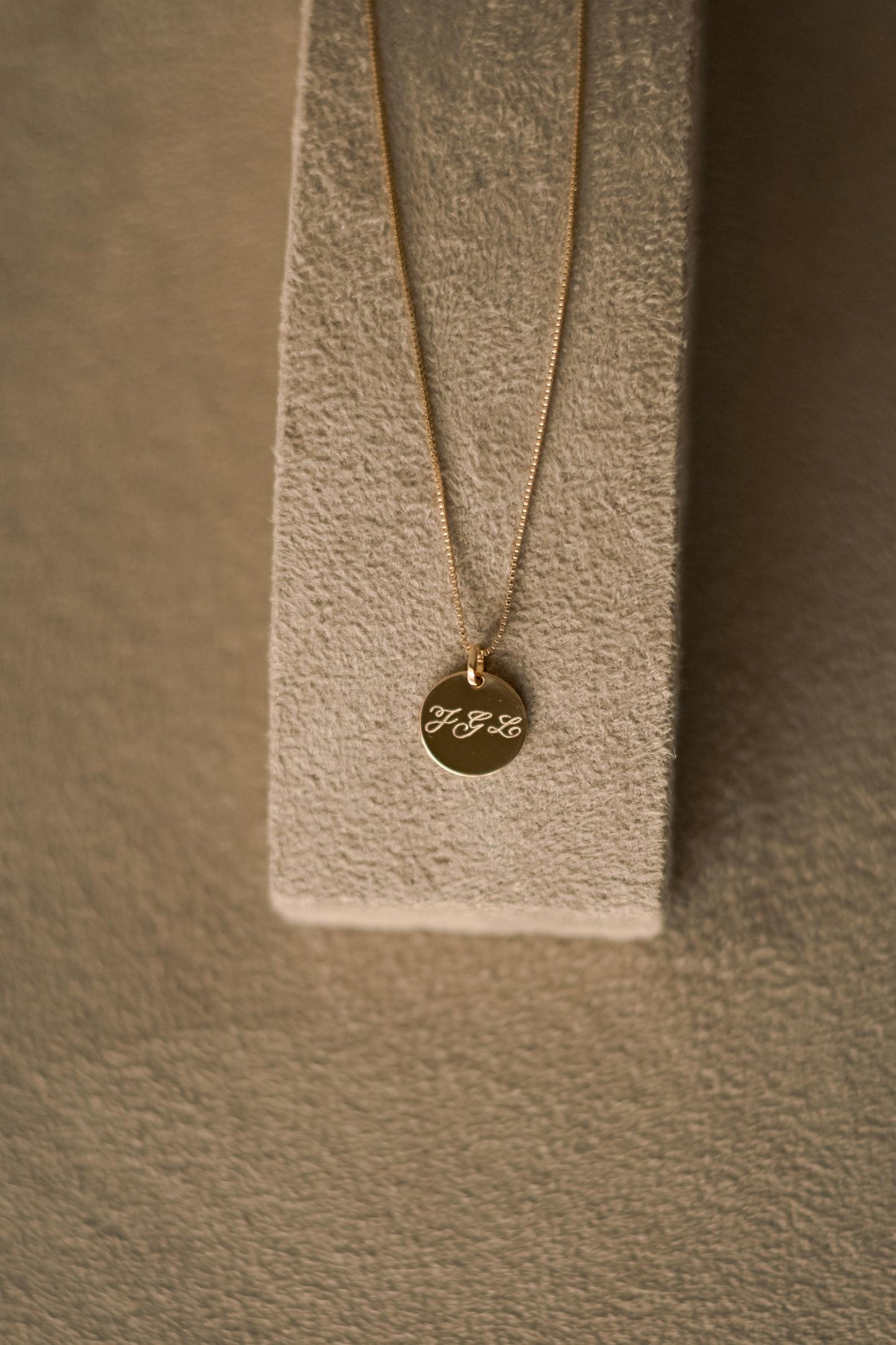 Colar Medalha Personalizado Dourado