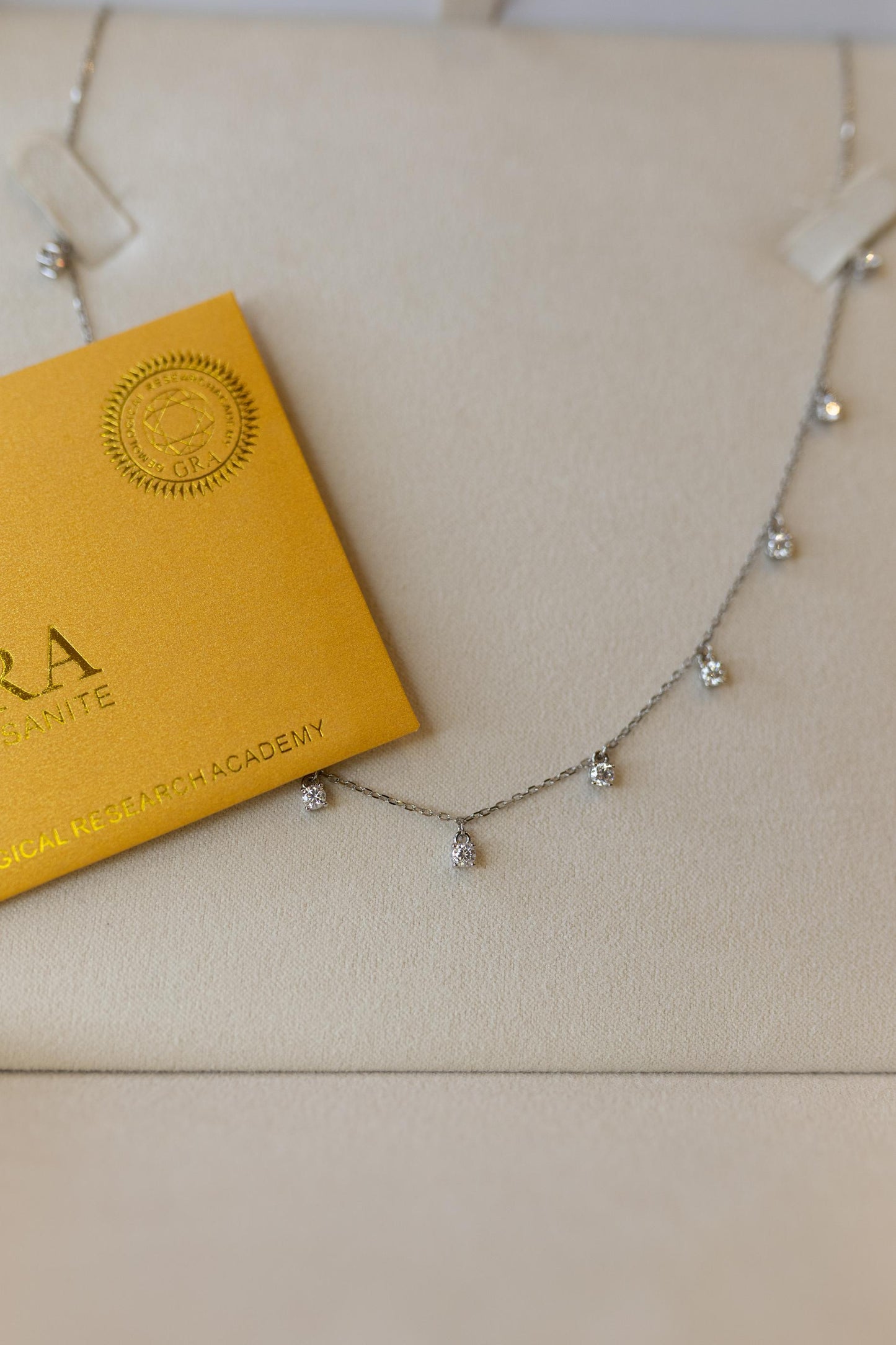 Colar Pontos de Luz Moissanite Prata 925 Ródio Branco