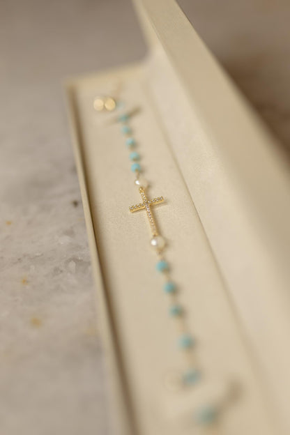Pulseira Crucifixo Cravejado Pedras Naturais Pérola Dourado