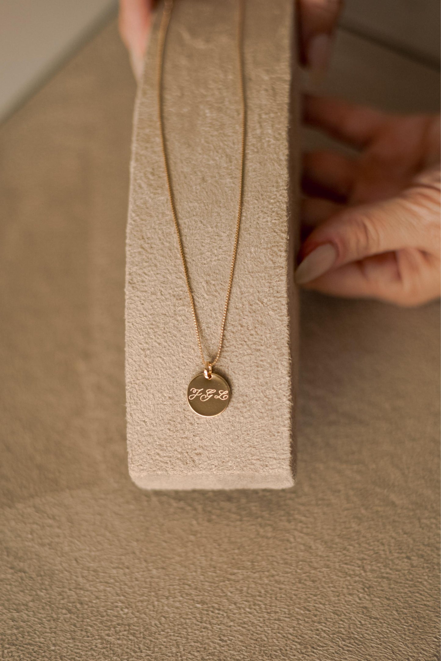 Colar Medalha Personalizado Dourado