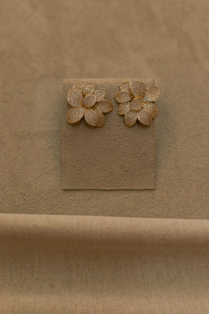 Brinco Flor Duo Cravejado Dourado