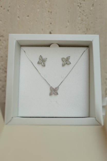 Colar Camélia Ródio Branco