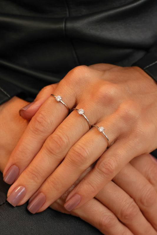 Anel Solitário Slim 4mm Moissanite Prata 925 Ródio Branco