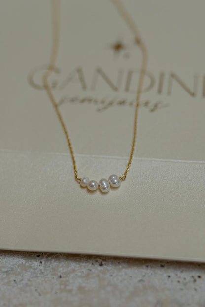 Colar Choker Pérolas de Água Doce Dourado