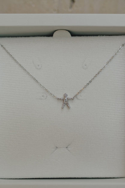 Colar Filho Cravejado com Ponto de Luz Ródio Branco