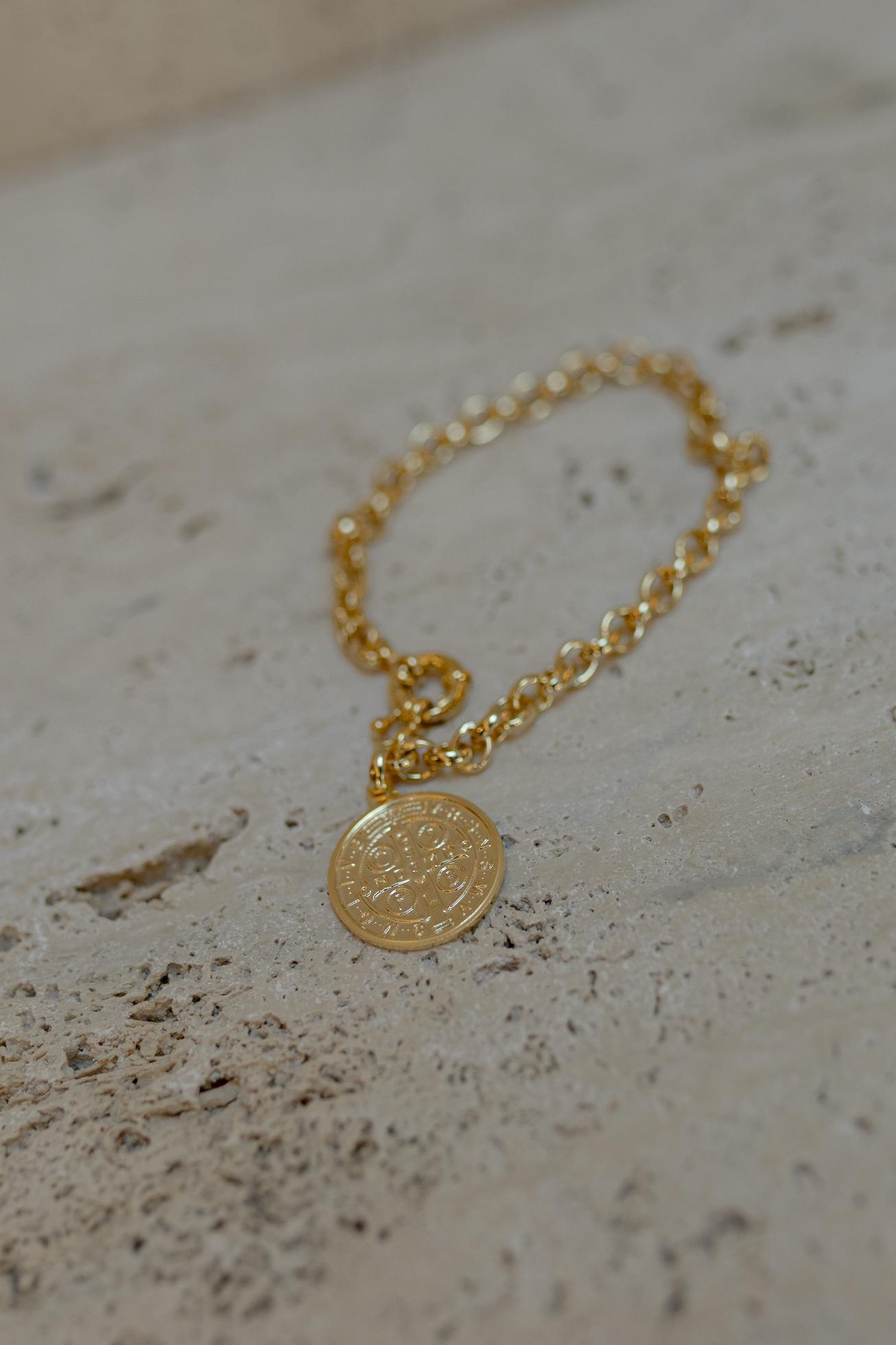 Pulseira Elos Português e Medalha de São Bento Dourado