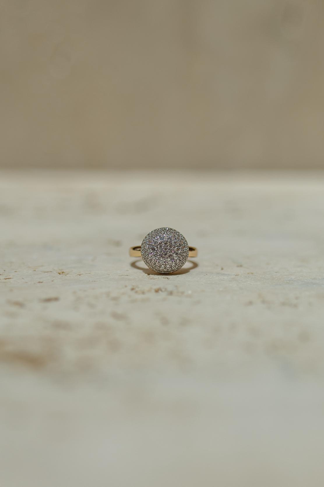 Anel Meia Esfera Cravejada